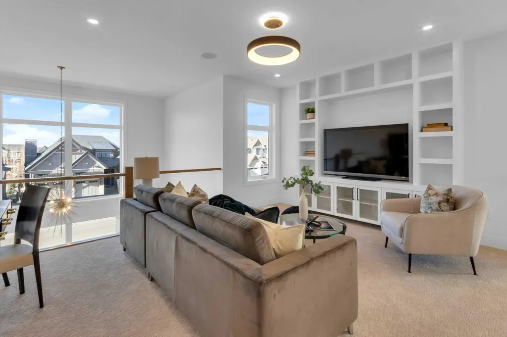 1436 Coopers Landing SW Airdrie AB T4B4J4