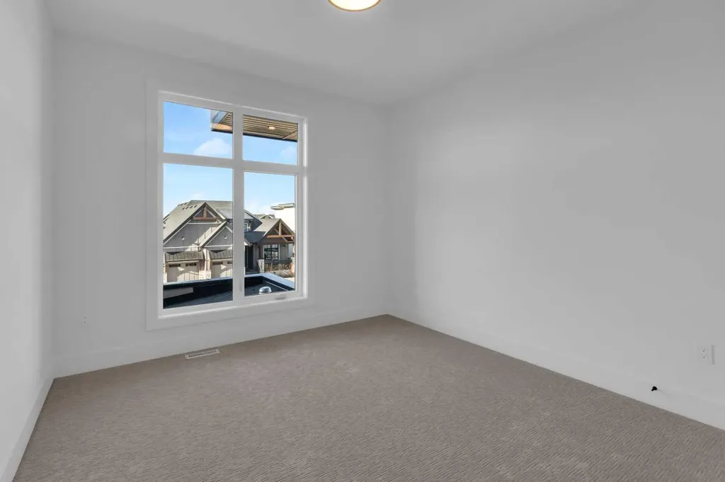 1436 Coopers Landing SW Airdrie AB T4B4J4