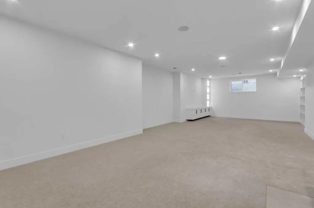 1436 Coopers Landing SW Airdrie AB T4B4J4