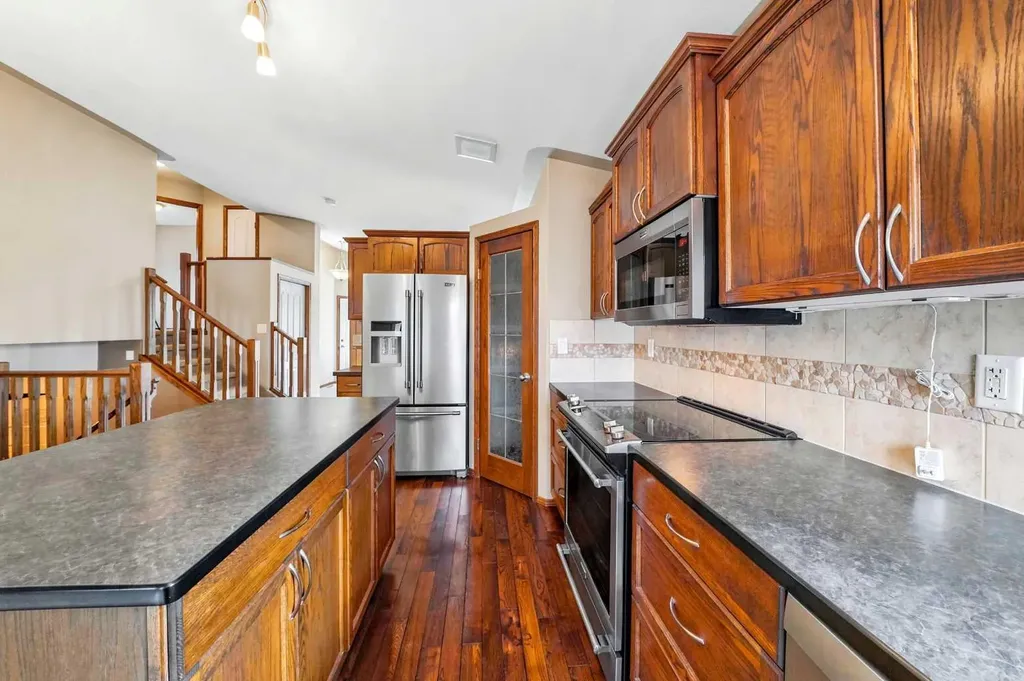 101 Oldring Crescent Red Deer AB T4P 0B9