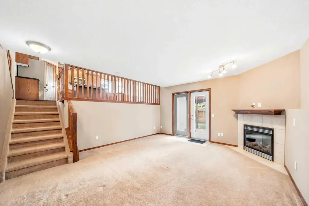 101 Oldring Crescent Red Deer AB T4P 0B9