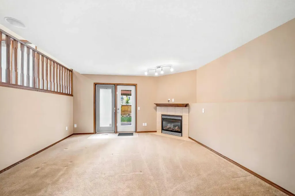 101 Oldring Crescent Red Deer AB T4P 0B9