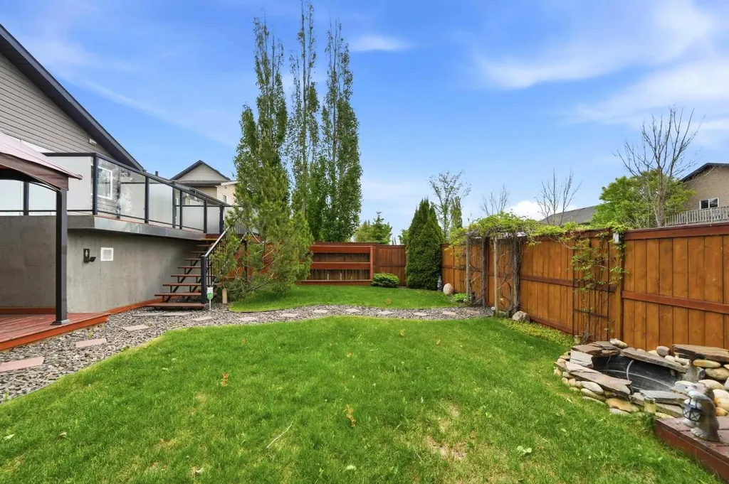 101 Oldring Crescent Red Deer AB T4P 0B9
