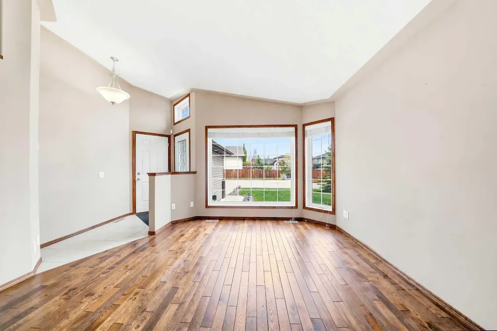 101 Oldring Crescent Red Deer AB T4P 0B9