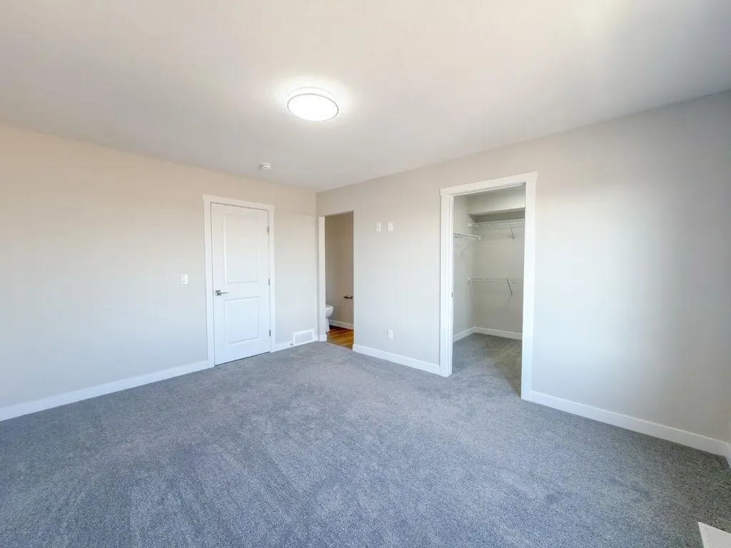 160 Belvedere Park SE Calgary AB T2A 7G8