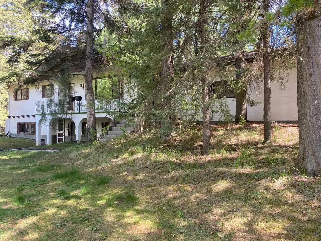 101 Westwood Drive Rural Clearwater County AB T4T2A2