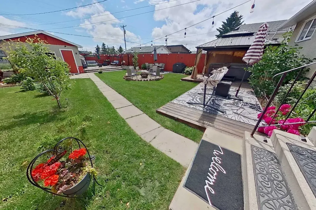3232 Doverville Crescent SE Calgary AB T2B 1T9