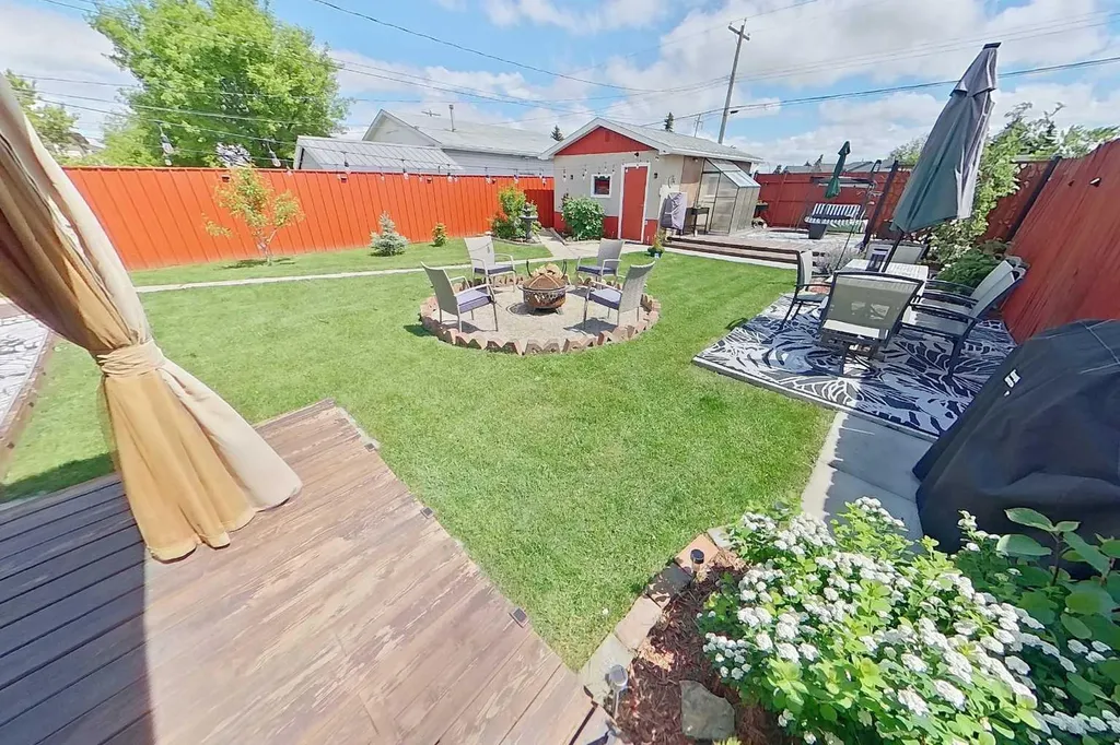 3232 Doverville Crescent SE Calgary AB T2B 1T9