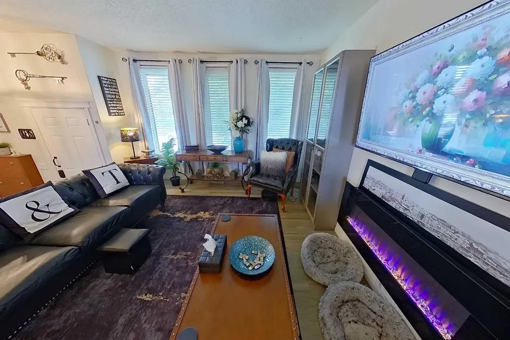 3232 Doverville Crescent SE Calgary AB T2B 1T9