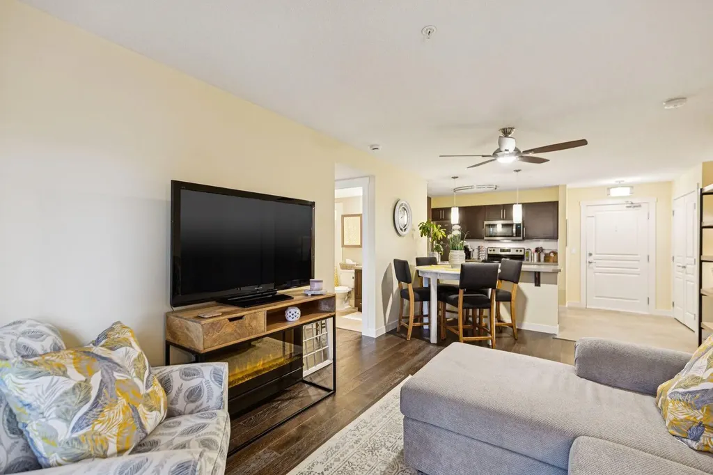 2300 Evanston Square NW Calgary AB T3P 0G8