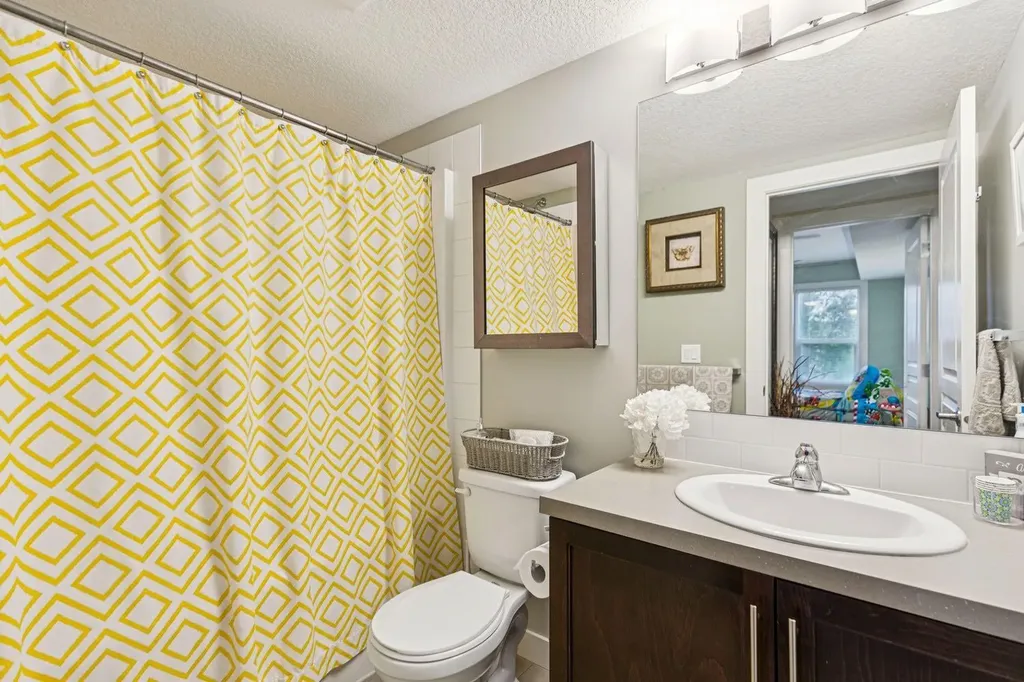 2300 Evanston Square NW Calgary AB T3P 0G8