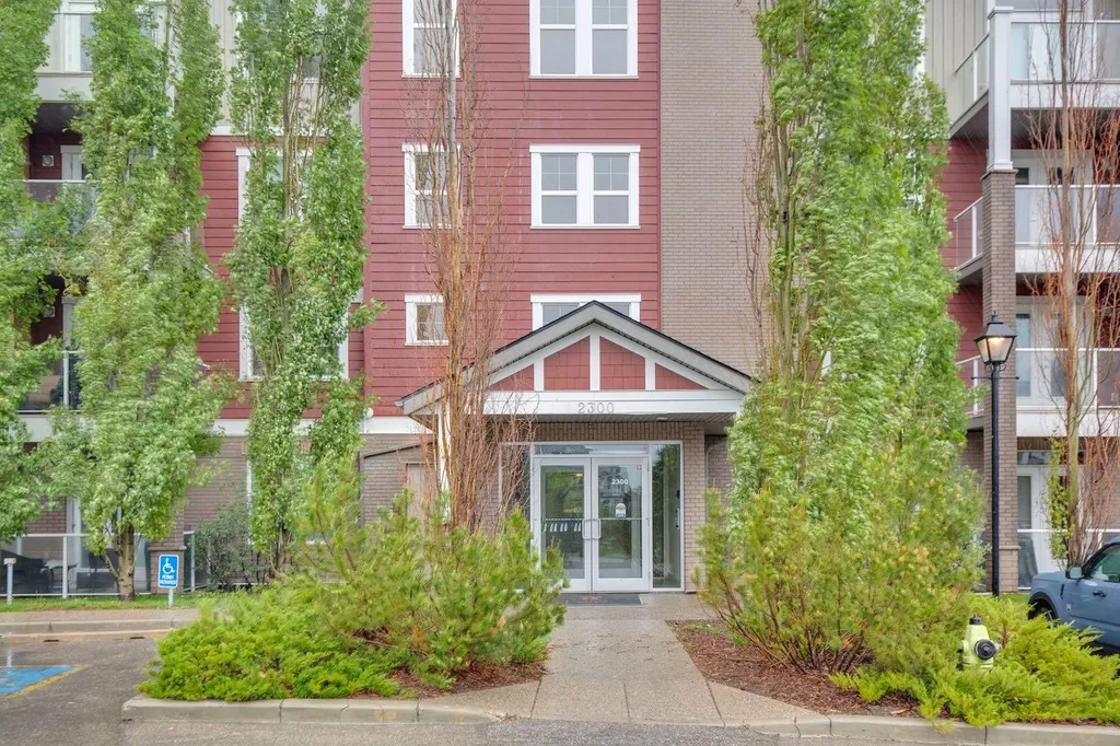 2300 Evanston Square NW Calgary AB T3P 0G8