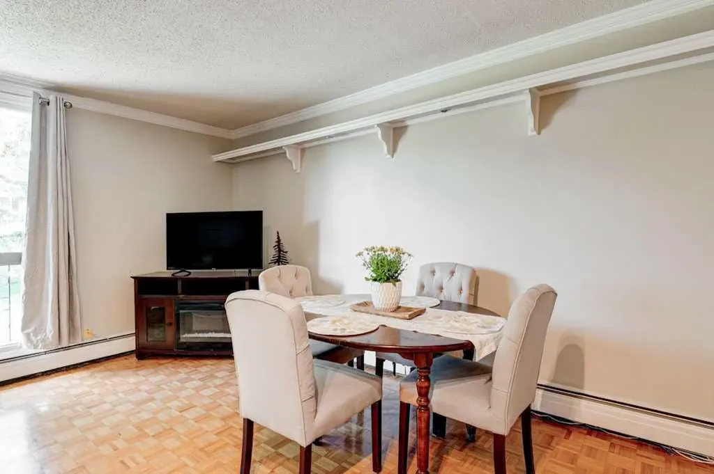 315 Heritage Drive SE Calgary AB T2H 1N2