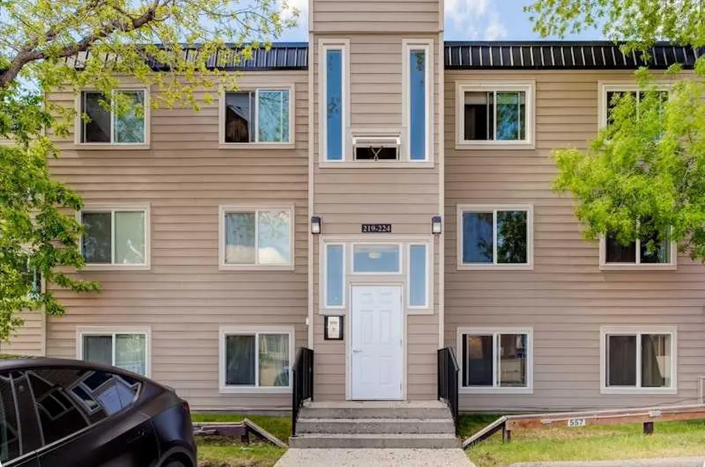 315 Heritage Drive SE Calgary AB T2H 1N2