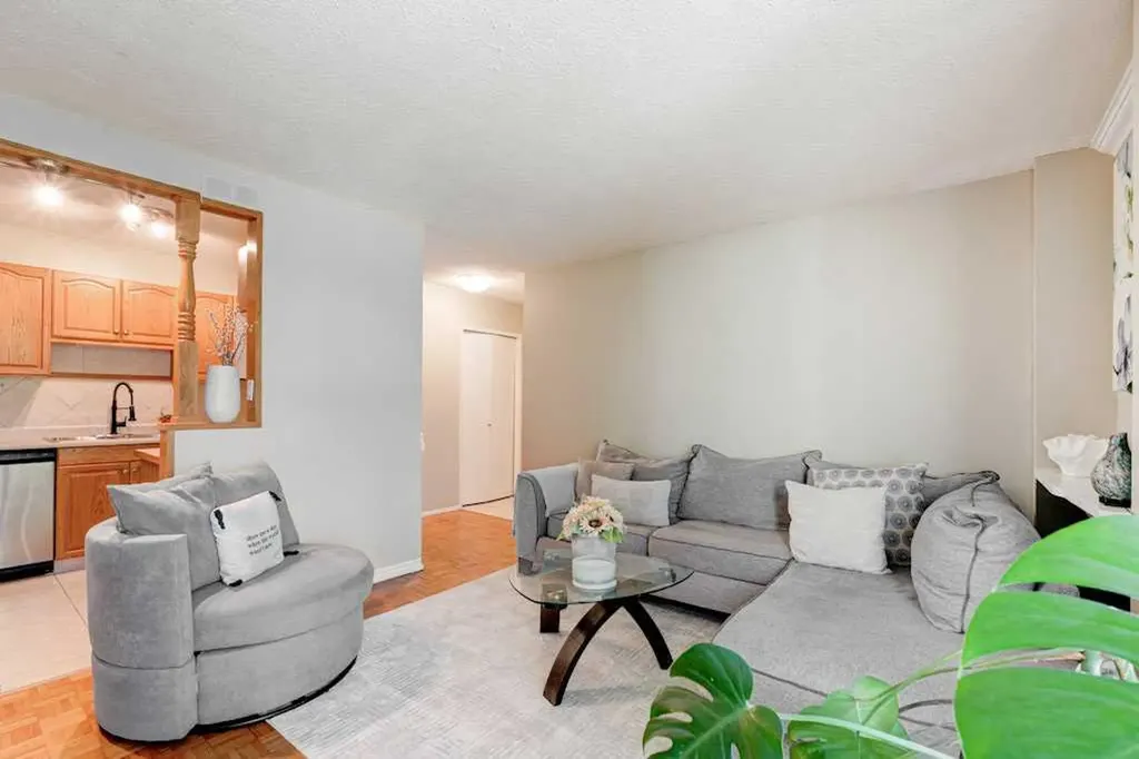315 Heritage Drive SE Calgary AB T2H 1N2