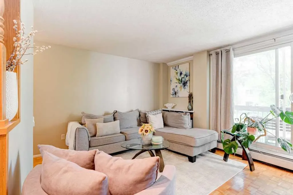 315 Heritage Drive SE Calgary AB T2H 1N2