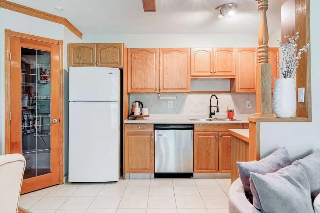 315 Heritage Drive SE Calgary AB T2H 1N2