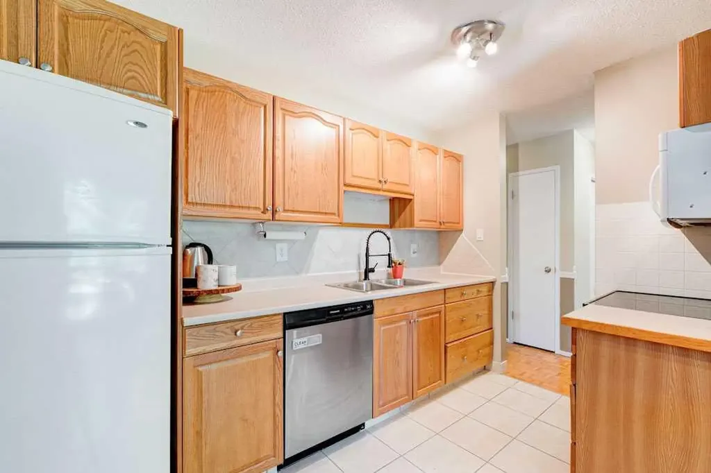 315 Heritage Drive SE Calgary AB T2H 1N2