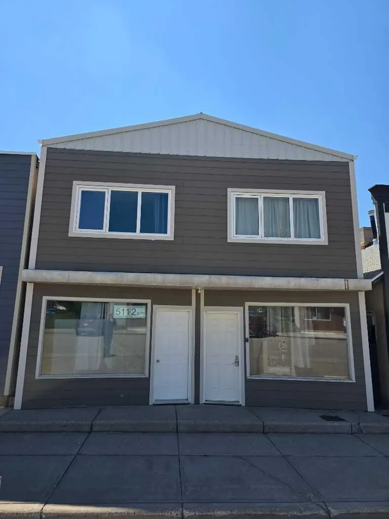 511 2 Avenue N Vauxhall AB T0k 2k0