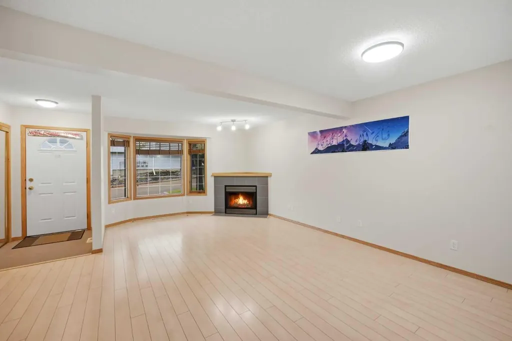 42 Patina Point SW Calgary AB T3H 3J7