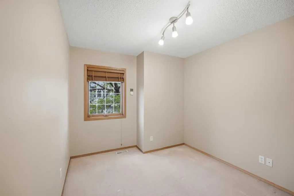 42 Patina Point SW Calgary AB T3H 3J7