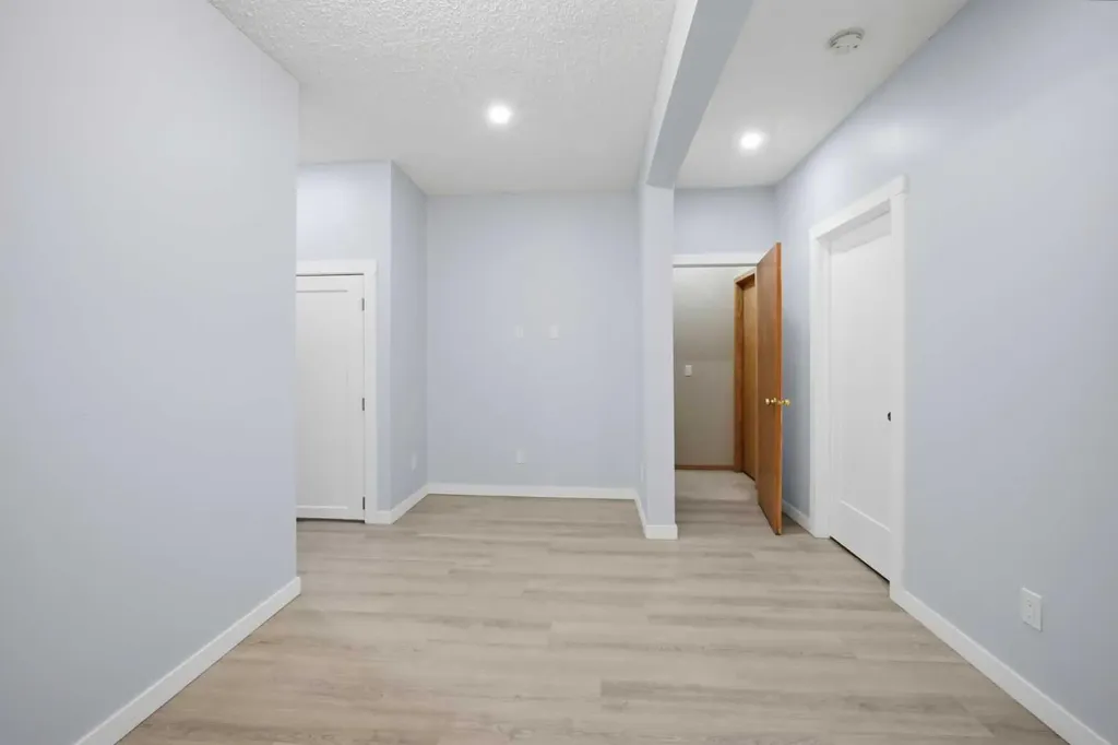 42 Patina Point SW Calgary AB T3H 3J7