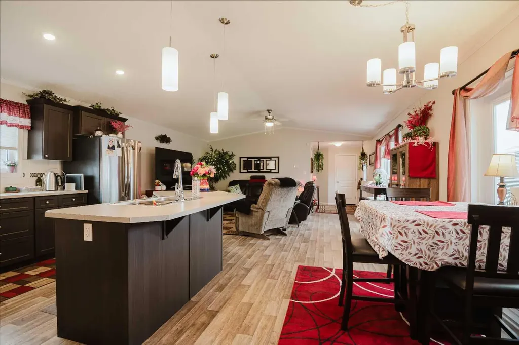 11850 84 Avenue Grande Prairie AB T8W0M4
