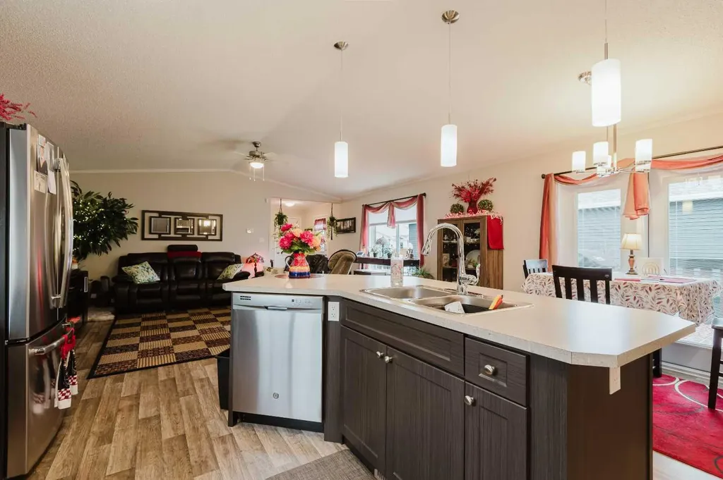 11850 84 Avenue Grande Prairie AB T8W0M4
