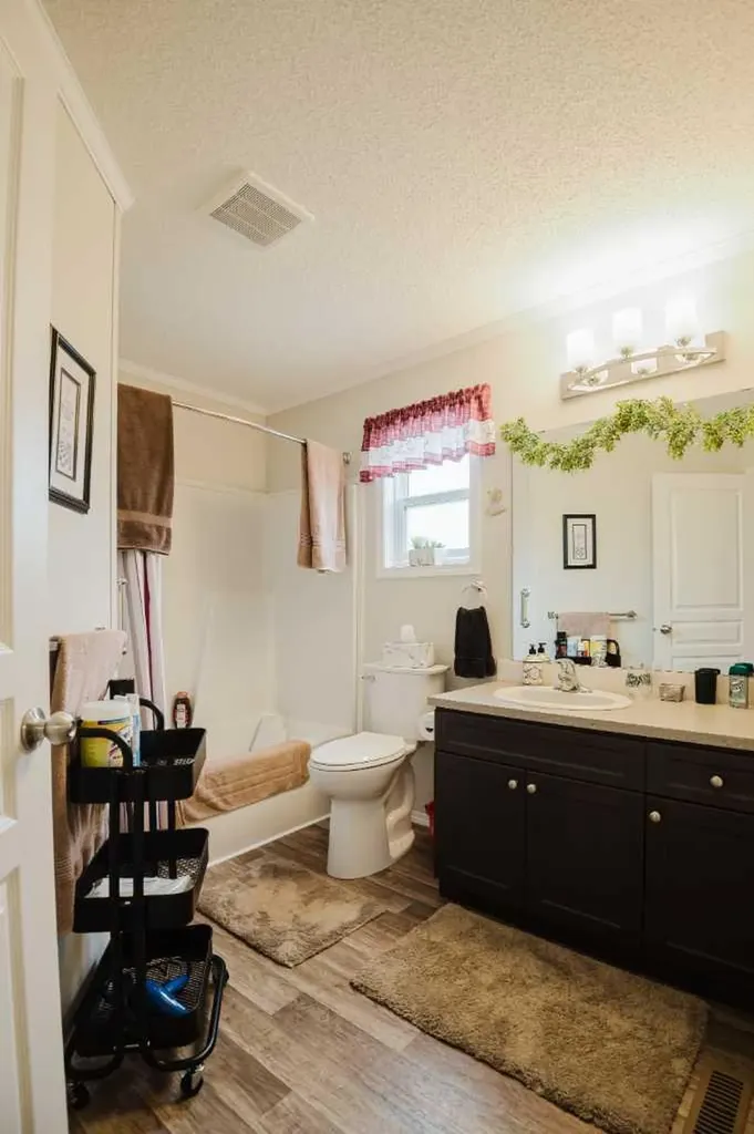 11850 84 Avenue Grande Prairie AB T8W0M4