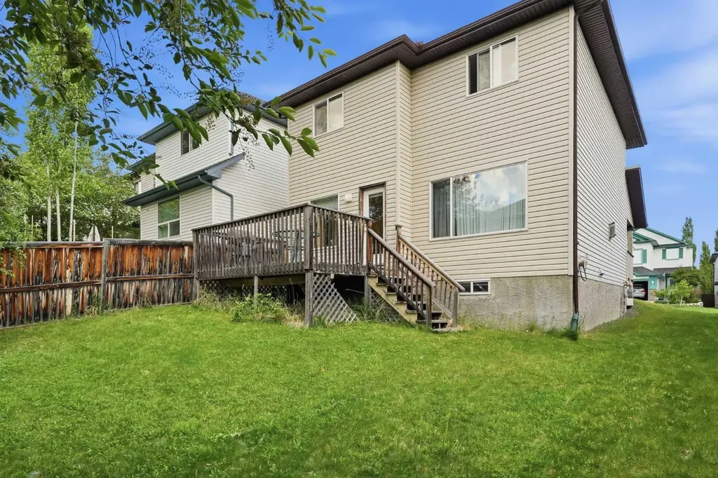 74 Tuscarora Heights NW Calgary AB T3L 2H2