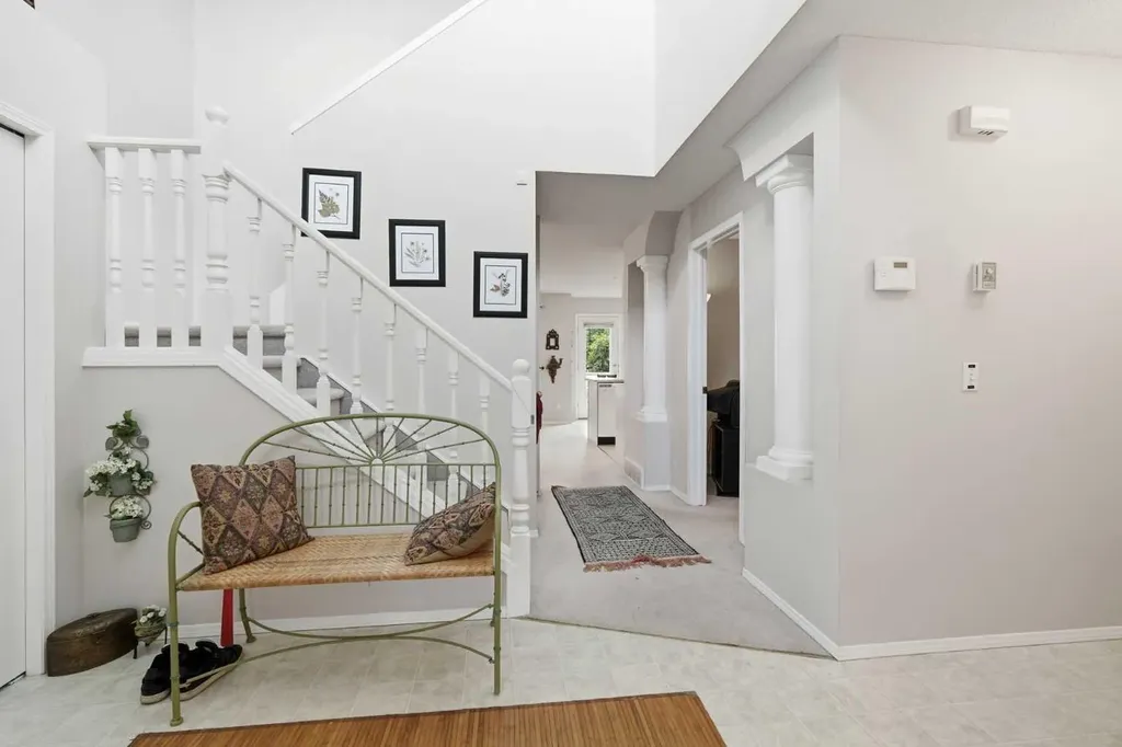 74 Tuscarora Heights NW Calgary AB T3L 2H2