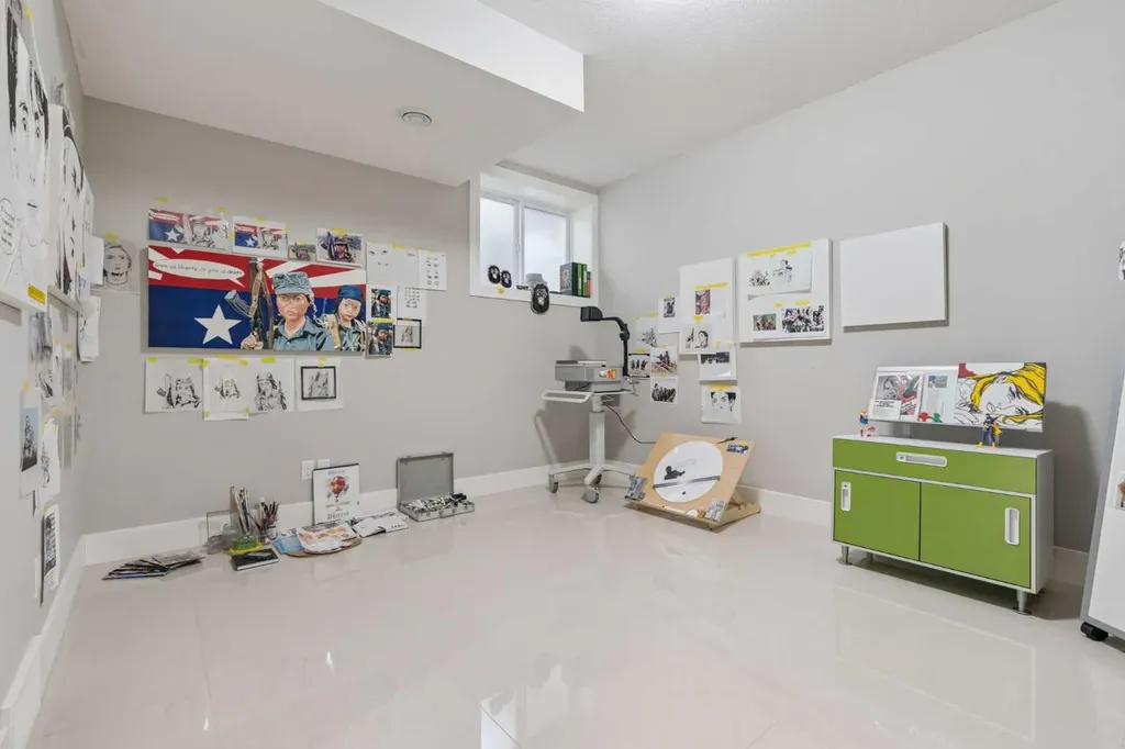 2026 32 Street SW Calgary AB T3E 2R3