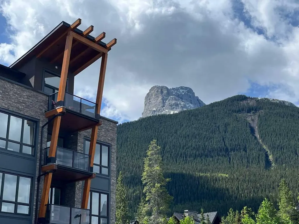 101H Stewart Creek Rise Canmore AB T1W0K2