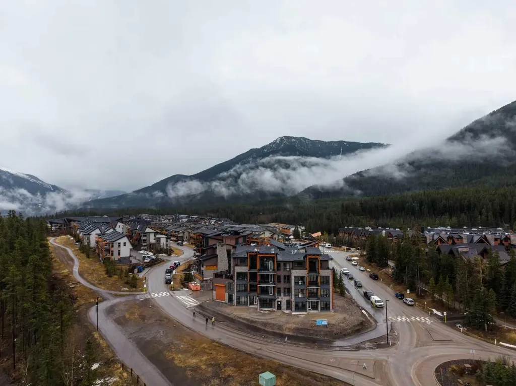 101H Stewart Creek Rise Canmore AB T1W0K2