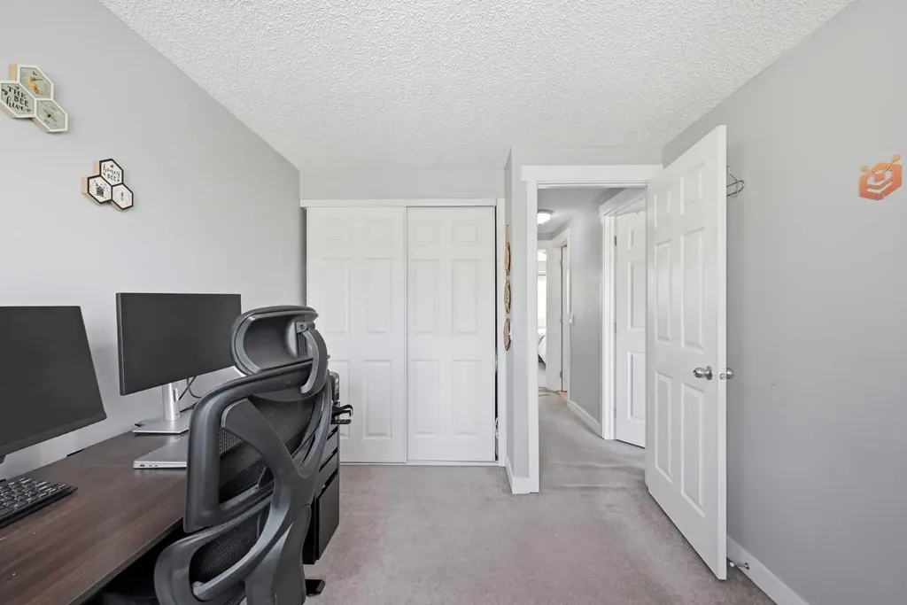 1155 Falconridge Drive NE Calgary AB T3J 1E1