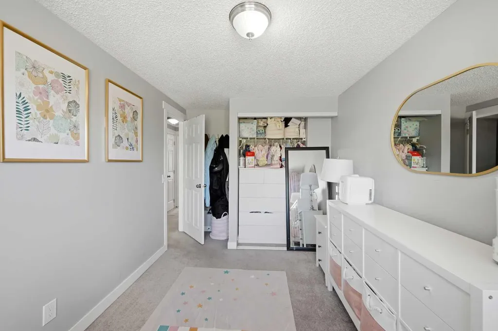 1155 Falconridge Drive NE Calgary AB T3J 1E1