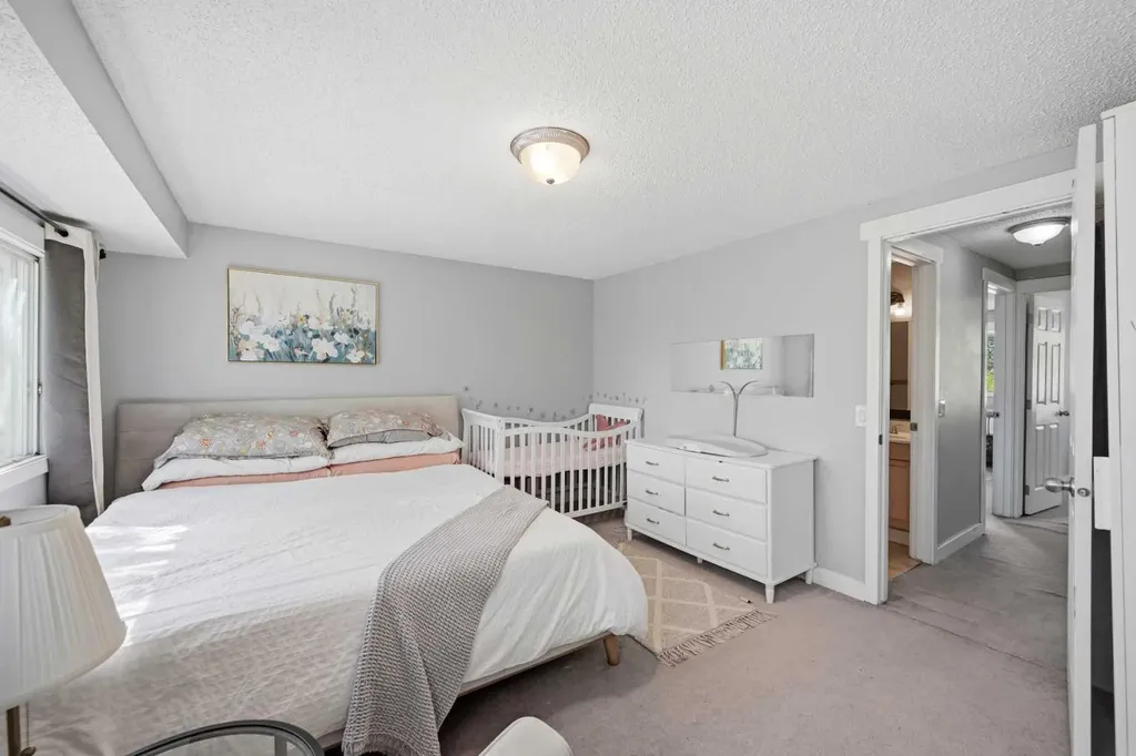 1155 Falconridge Drive NE Calgary AB T3J 1E1