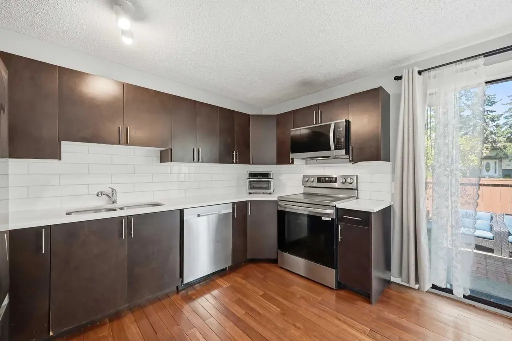 1155 Falconridge Drive NE Calgary AB T3J 1E1