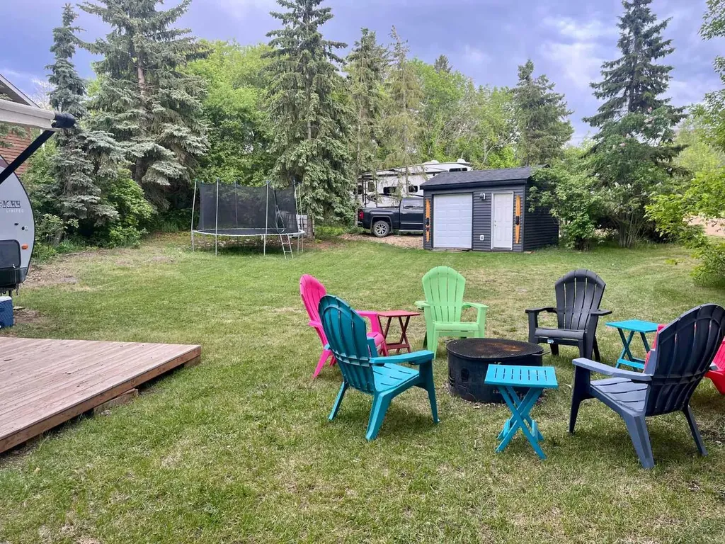 59 Lake View Avenue White Sands AB t0c 2l0