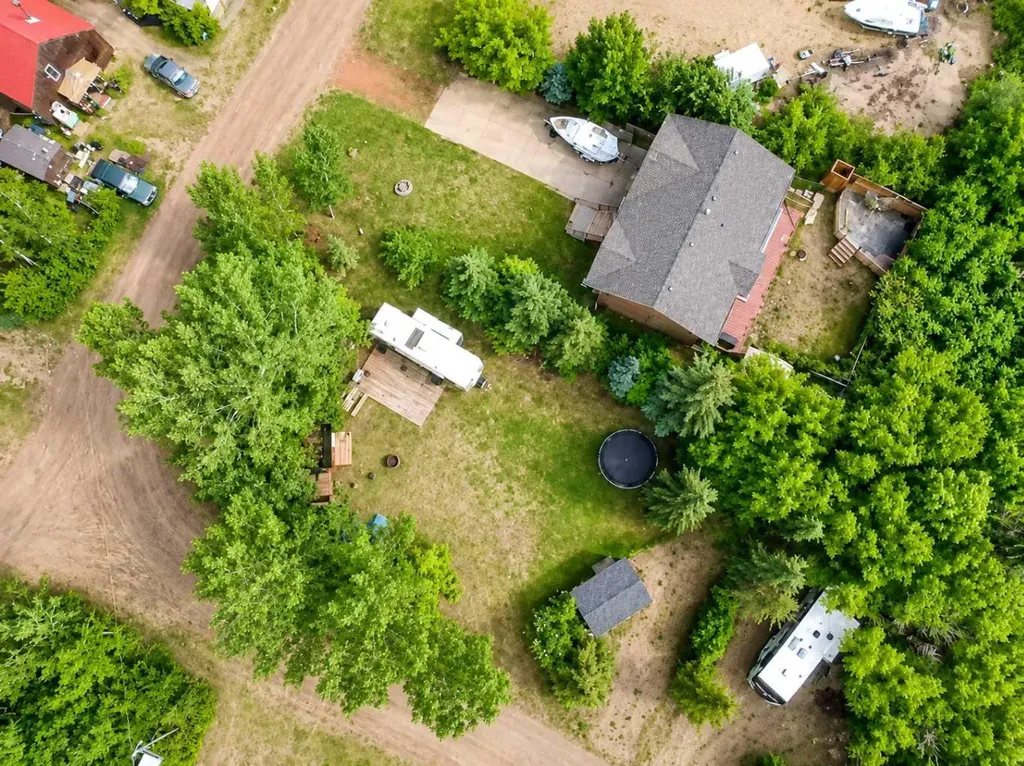 59 Lake View Avenue White Sands AB t0c 2l0