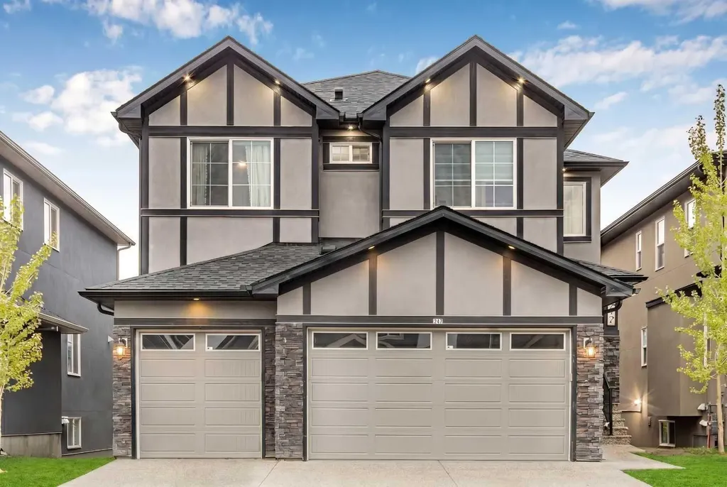 247 Kinniburgh Place Chestermere AB T1X 1Y2