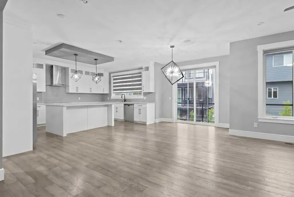 247 Kinniburgh Place Chestermere AB T1X 1Y2
