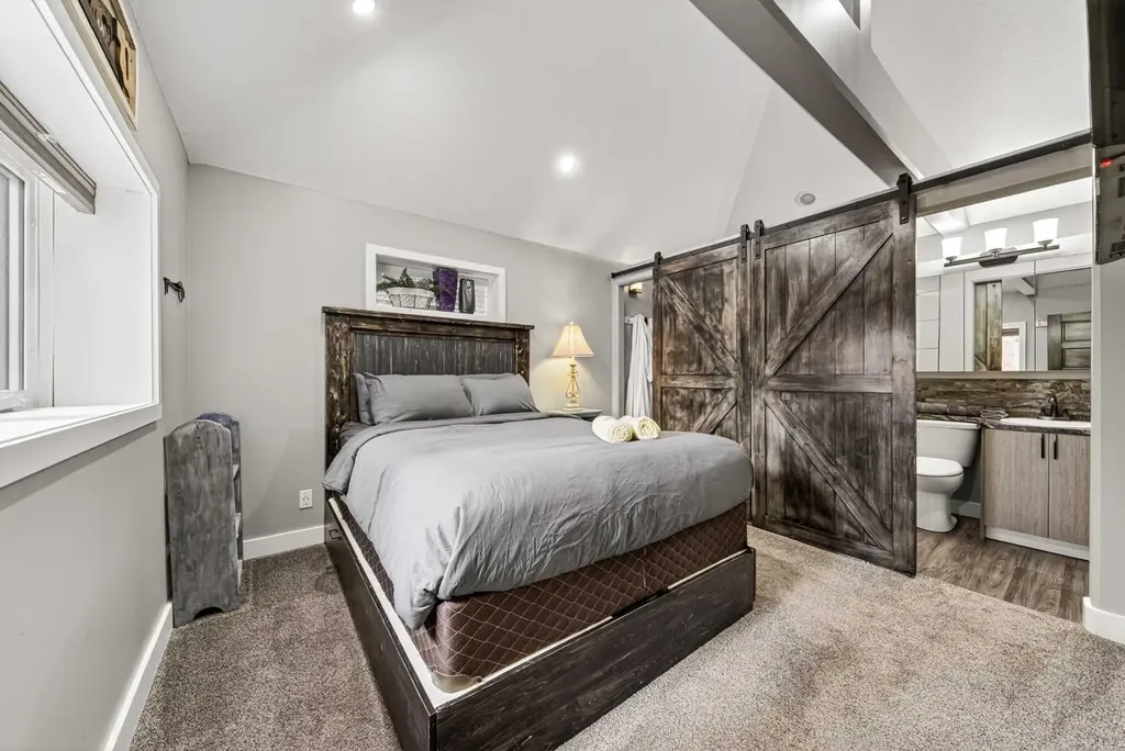 20526 24 Avenue Bellevue AB T0K 0C0
