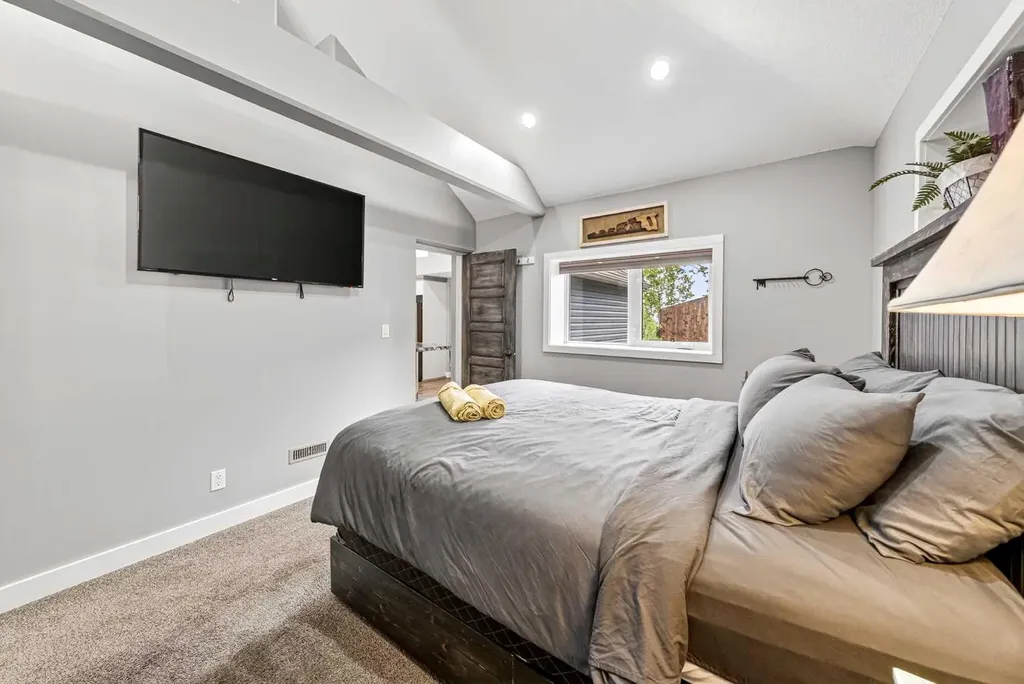 20526 24 Avenue Bellevue AB T0K 0C0