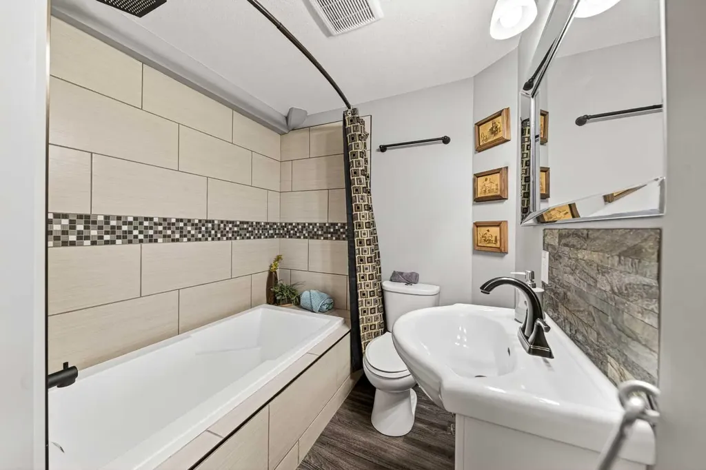 20526 24 Avenue Bellevue AB T0K 0C0