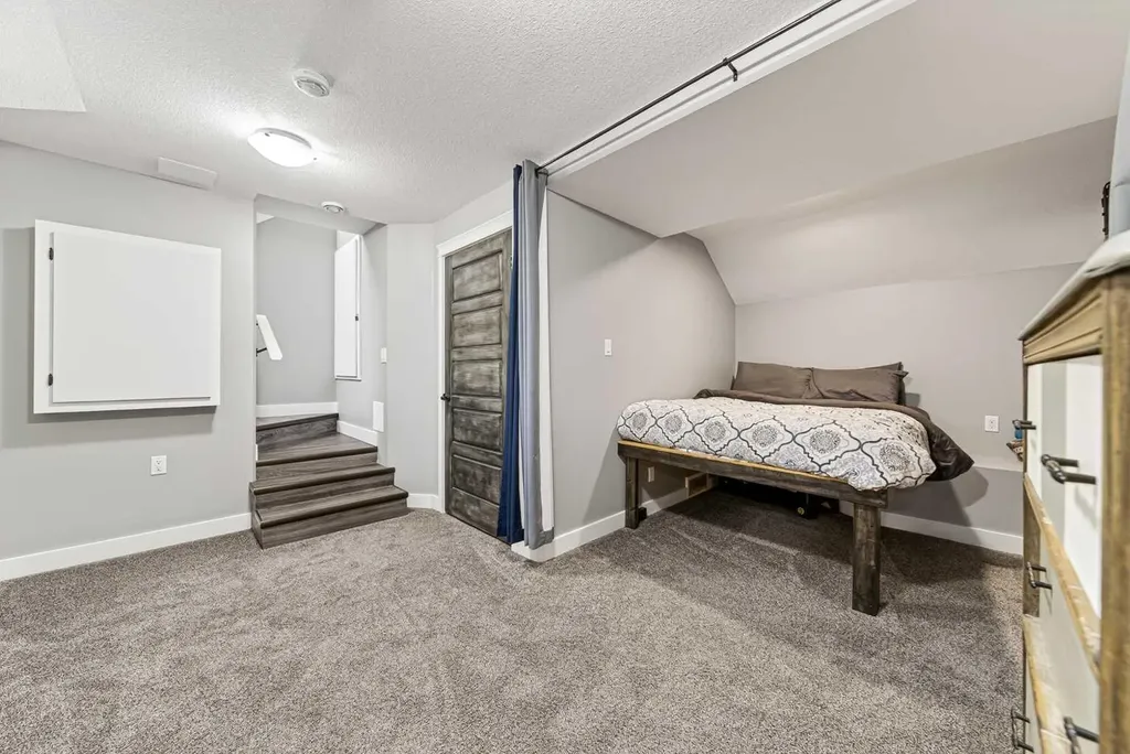 20526 24 Avenue Bellevue AB T0K 0C0
