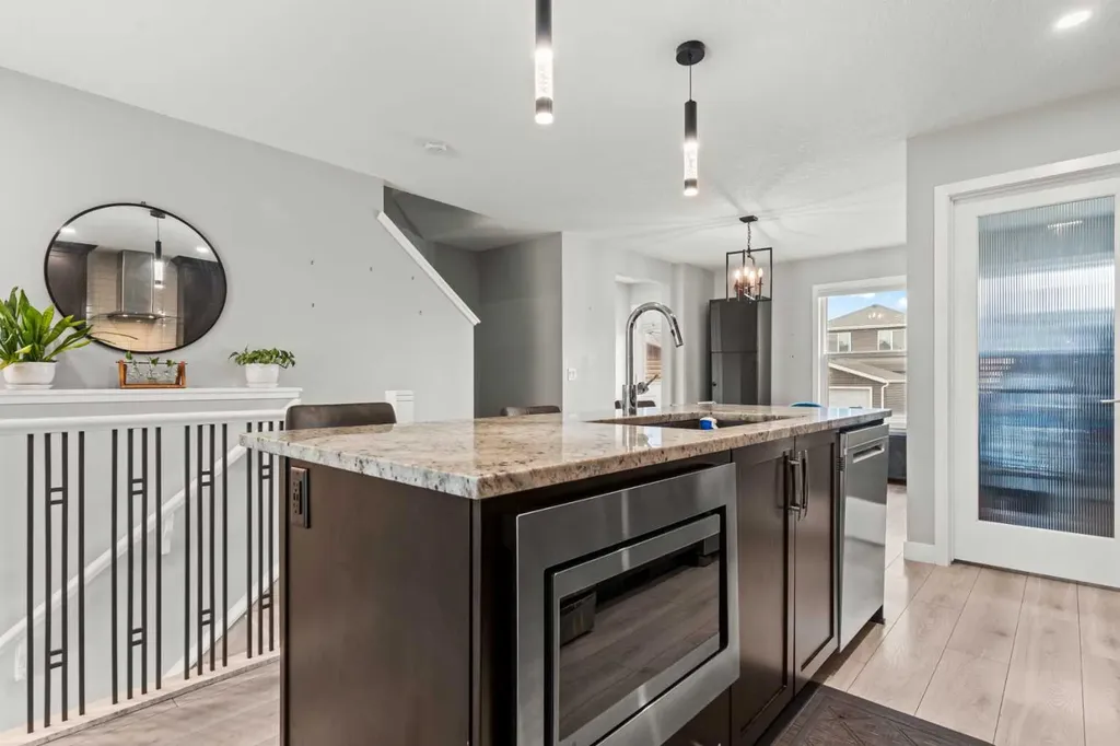 46 Corner Meadows Common NE Calgary AB T3N 1K1