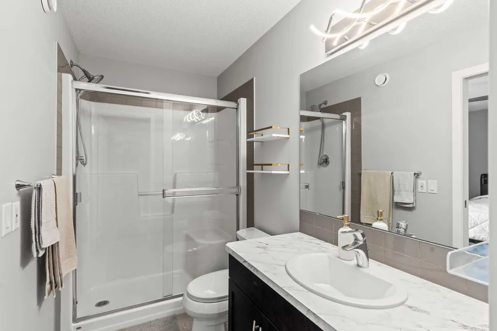 46 Corner Meadows Common NE Calgary AB T3N 1K1