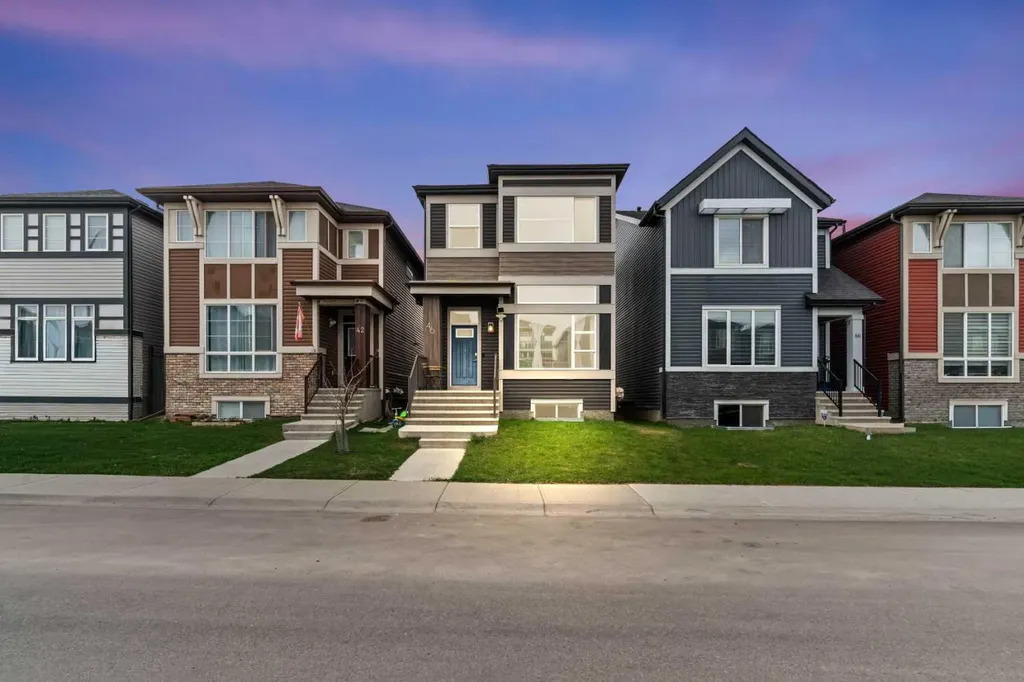 46 Corner Meadows Common NE Calgary AB T3N 1K1