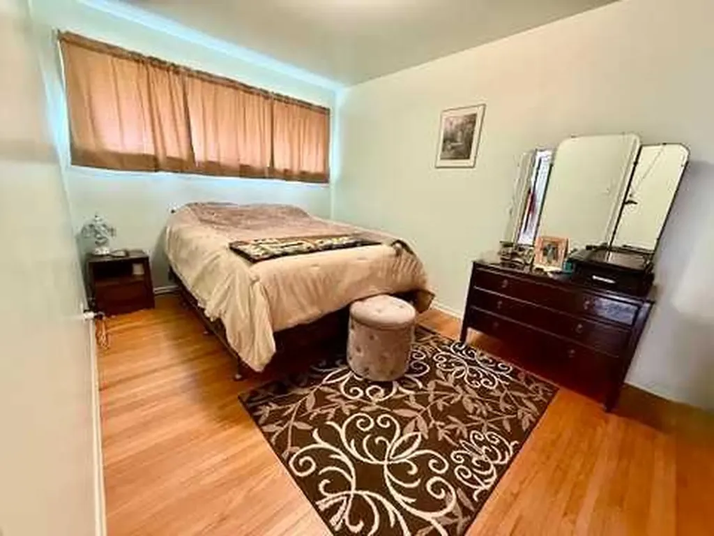 114 Bliss Avenue Hinton AB T7V 1C2